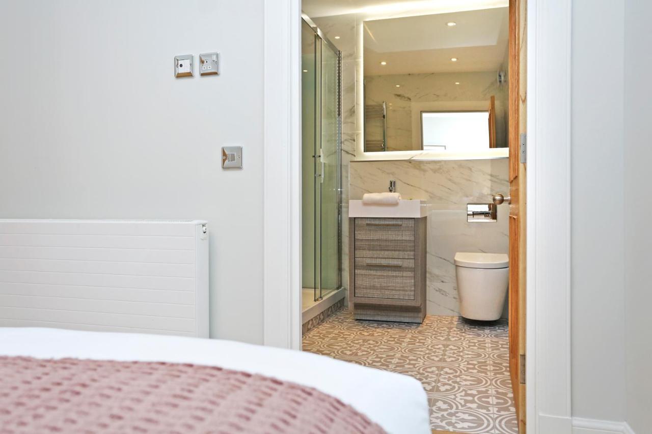 Joivy Modern And Airy Flat On The Historic Royal Mile Apartment EDI Exterior photo