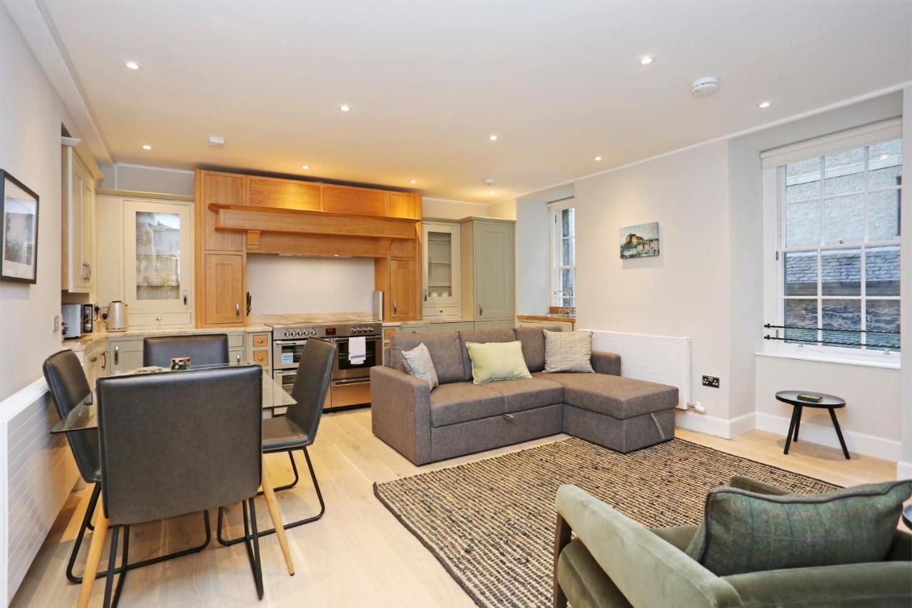 Joivy Modern And Airy Flat On The Historic Royal Mile Apartment EDI Exterior photo