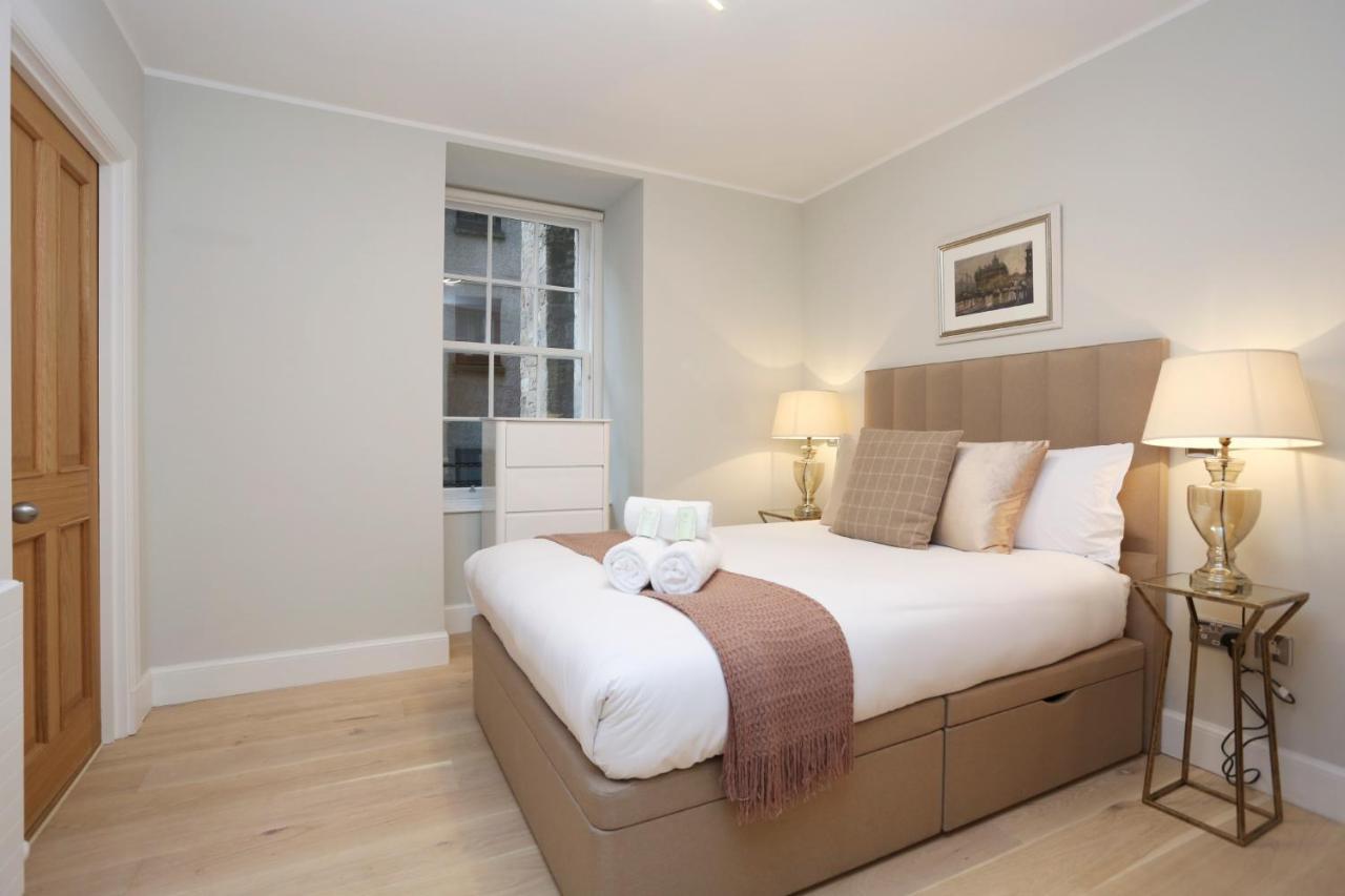 Joivy Modern And Airy Flat On The Historic Royal Mile Apartment EDI Exterior photo