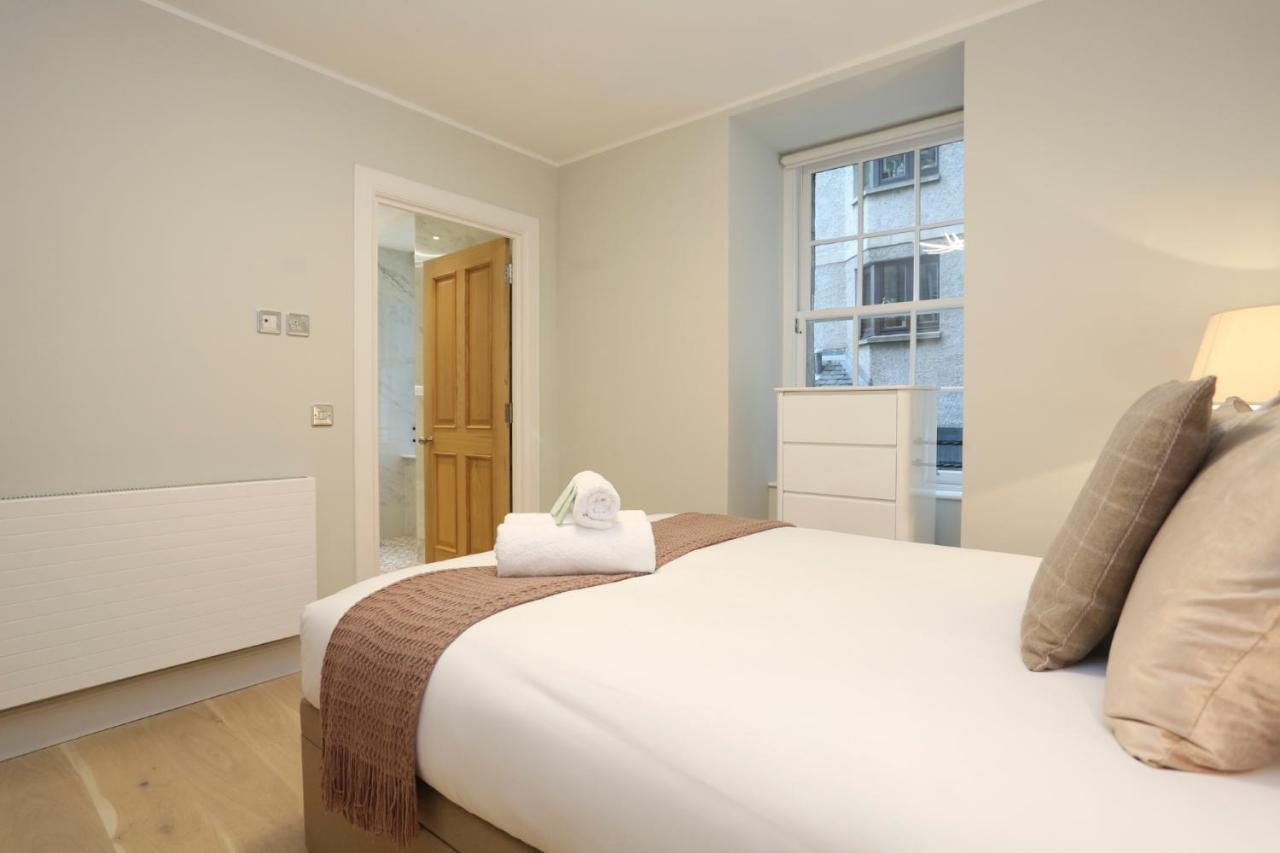 Joivy Modern And Airy Flat On The Historic Royal Mile Apartment EDI Exterior photo