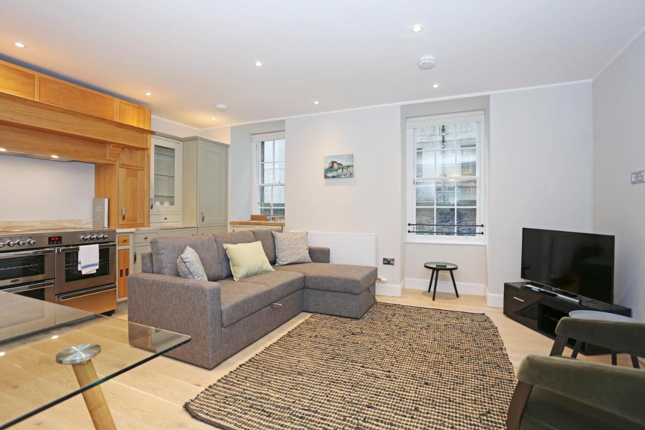 Joivy Modern And Airy Flat On The Historic Royal Mile Apartment EDI Exterior photo